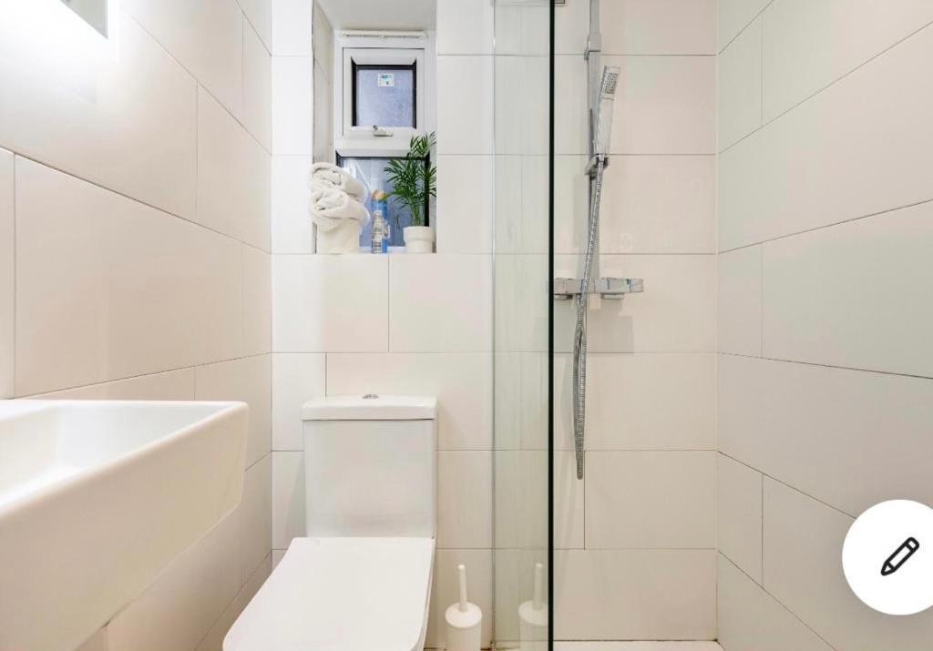 Cozy Private Room London Exterior foto